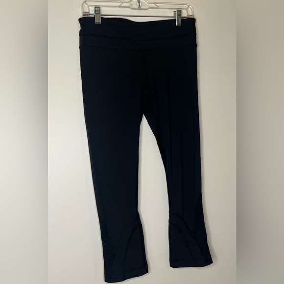 lululemon athletica Black Leggings - Picture 2 of 6